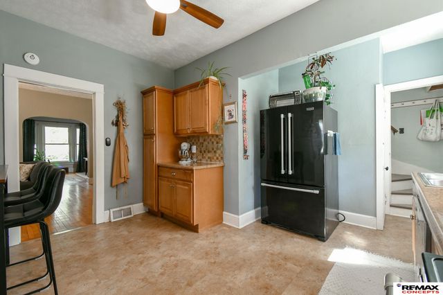 1825 Ryons Street, Lincoln, NE 68502