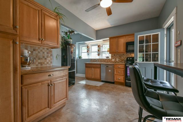 1825 Ryons Street, Lincoln, NE 68502