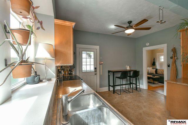 1825 Ryons Street, Lincoln, NE 68502