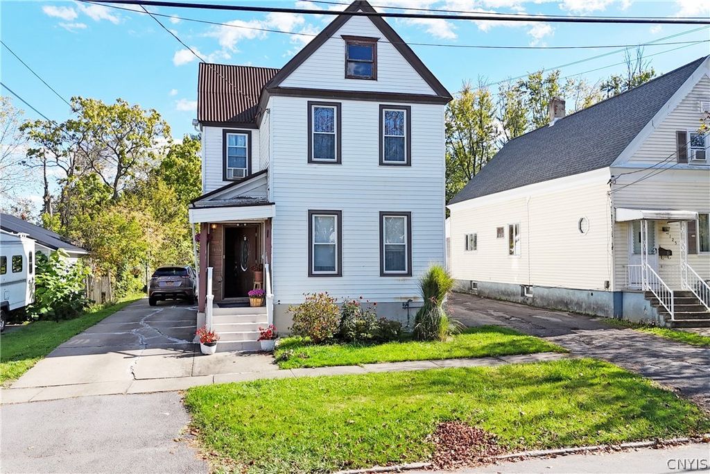 1123 Leeds Street, Utica, NY 13501