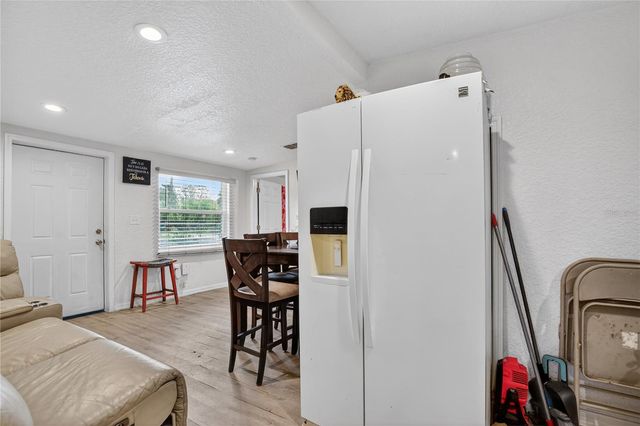 1545 N HIGHLAND STREET, Mount Dora, FL 32757