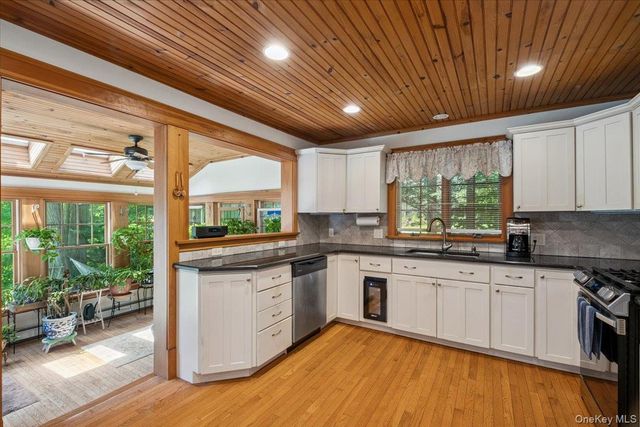 342 Lake Shore Road, Putnam Valley, NY 10579