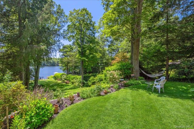 342 Lake Shore Road, Putnam Valley, NY 10579