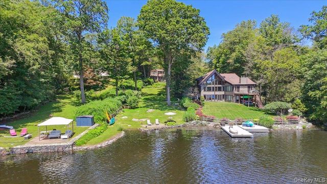 342 Lake Shore Road, Putnam Valley, NY 10579