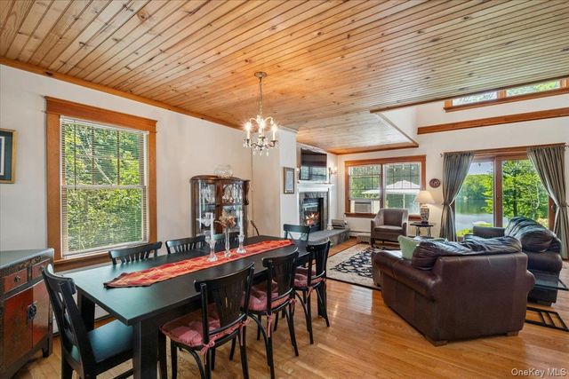 342 Lake Shore Road, Putnam Valley, NY 10579