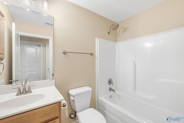 15772 NW Coach House Court, Harvest, AL 35749