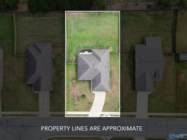 15772 NW Coach House Court, Harvest, AL 35749