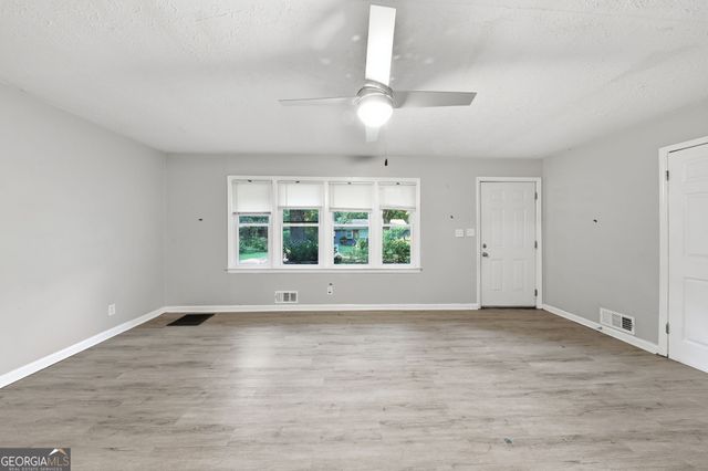 1112 Valley View Road SE, Atlanta, GA 30315