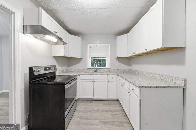 1112 Valley View Road SE, Atlanta, GA 30315