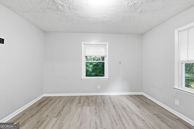 1112 Valley View Road SE, Atlanta, GA 30315