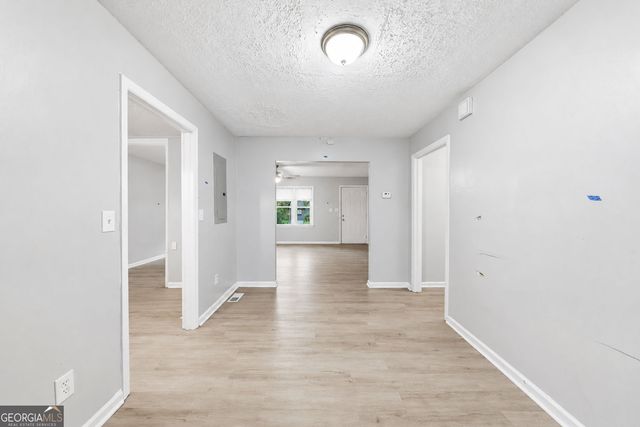 1112 Valley View Road SE, Atlanta, GA 30315