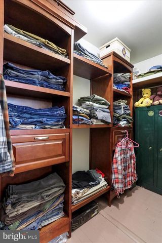 1177 WALKER RD, Chambersburg, PA 17202