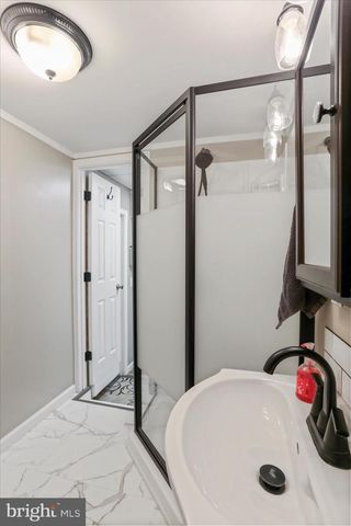 1177 WALKER RD, Chambersburg, PA 17202