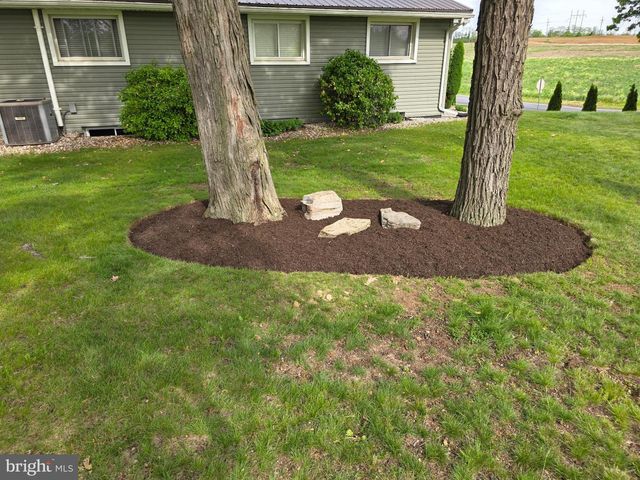 1177 WALKER RD, Chambersburg, PA 17202