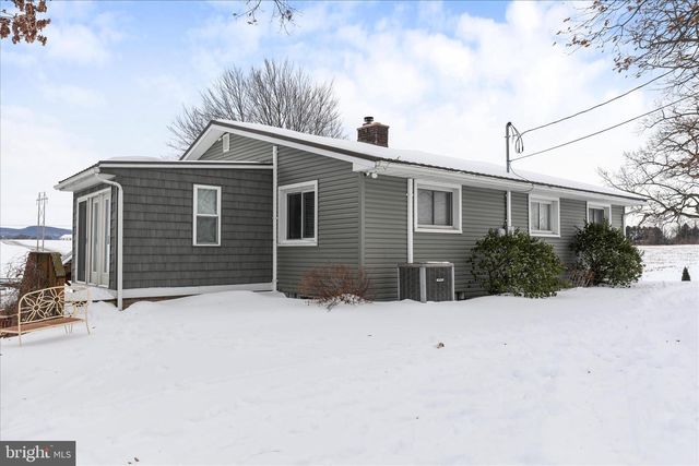 1177 WALKER RD, Chambersburg, PA 17202