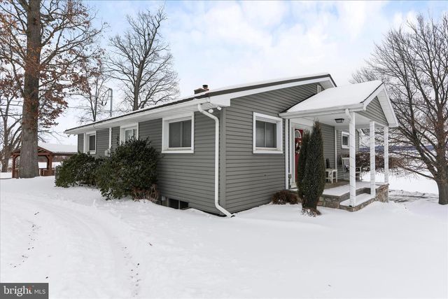 1177 WALKER RD, Chambersburg, PA 17202