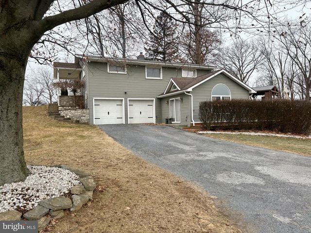 1177 WALKER RD, Chambersburg, PA 17202