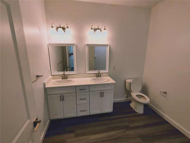 1556 9TH AVENUE, Deland, FL 32724