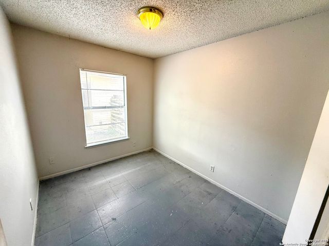 6921 Belforest, San Antonio, TX 78239