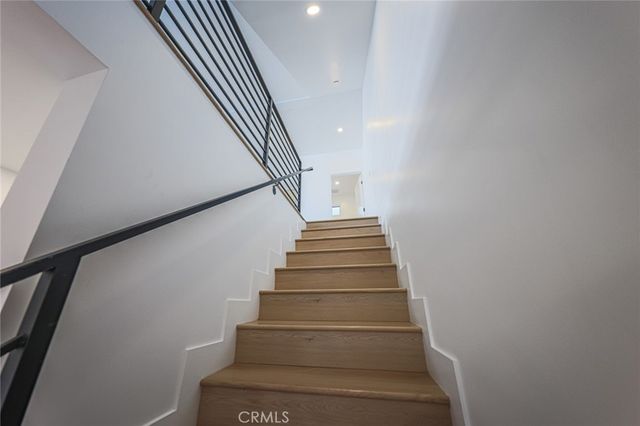 1237 N Orange Drive B, Los Angeles, CA 90038