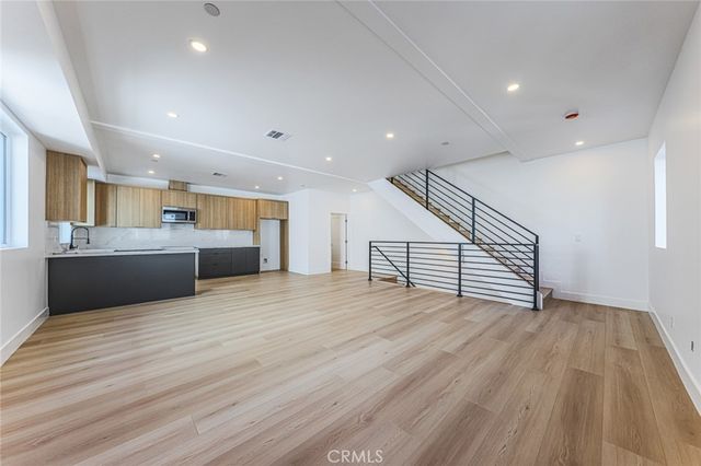 1237 N Orange Drive B, Los Angeles, CA 90038
