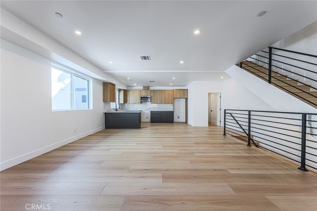 1237 N Orange Drive B, Los Angeles, CA 90038
