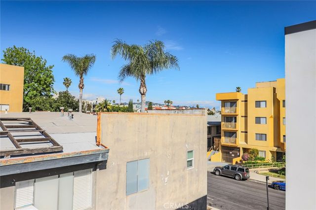 1237 N Orange Drive B, Los Angeles, CA 90038