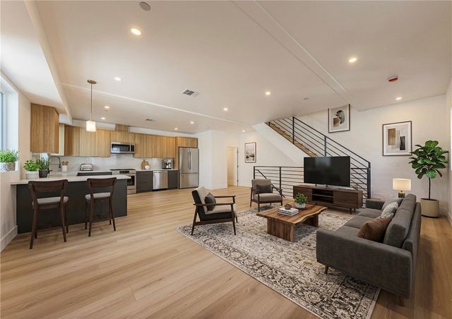 1237 N Orange Drive B, Los Angeles, CA 90038