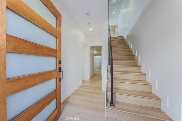 1237 N Orange Drive B, Los Angeles, CA 90038