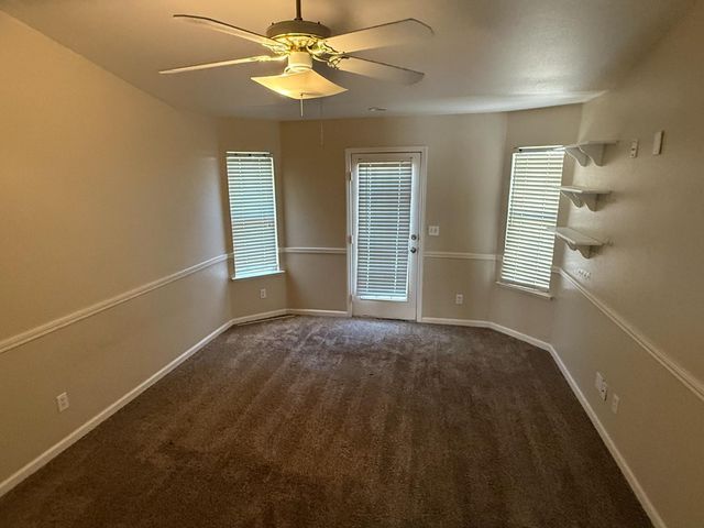 4702 W Mesa Avenue, Fresno, CA 93722