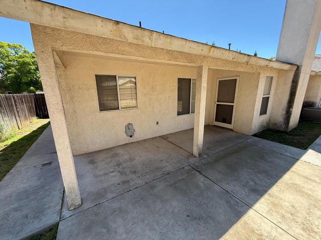 4702 W Mesa Avenue, Fresno, CA 93722
