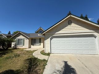 4702 W Mesa Avenue, Fresno, CA 93722