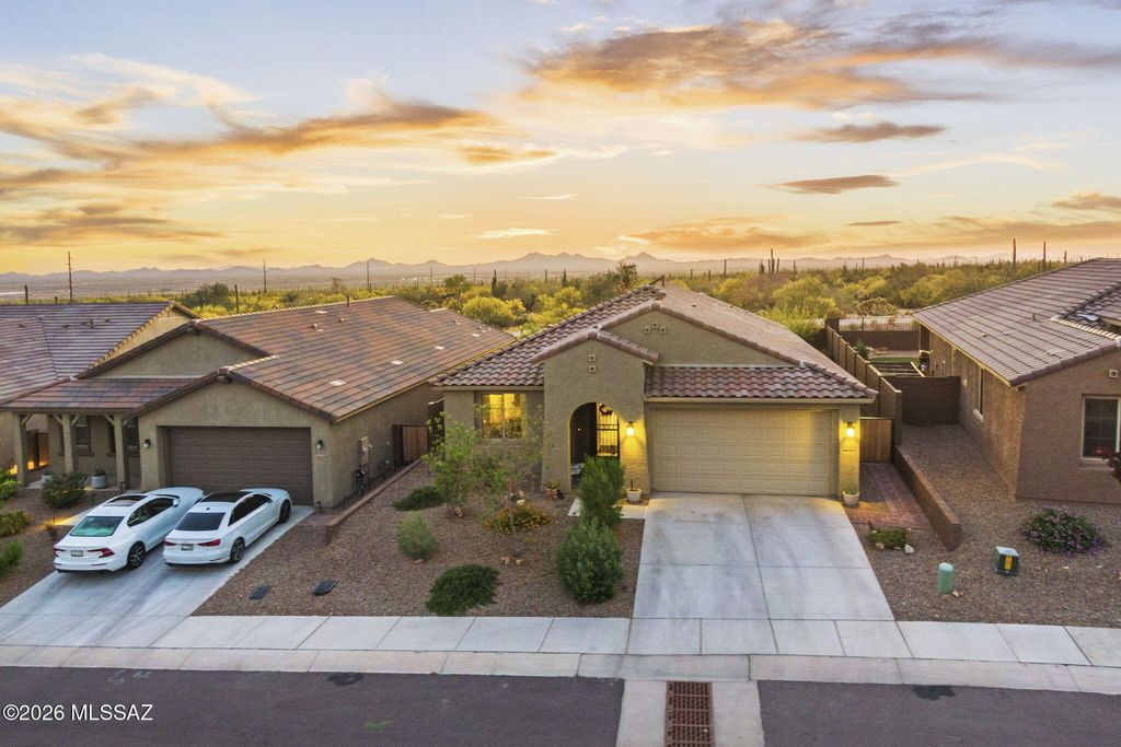 14489 N Saguaro Nest Trail, Marana, AZ 85658