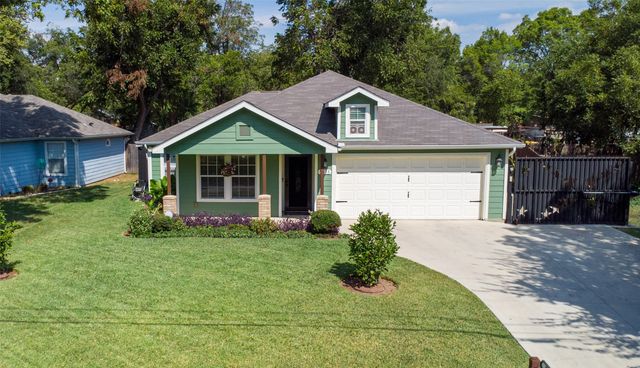 5935 Wall Avenue, Haltom City, TX 76117