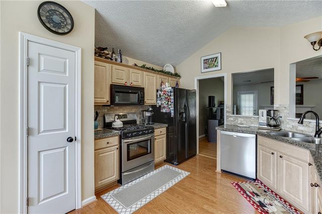 558 Bellingham Drive, Sugar Hill, GA 30518