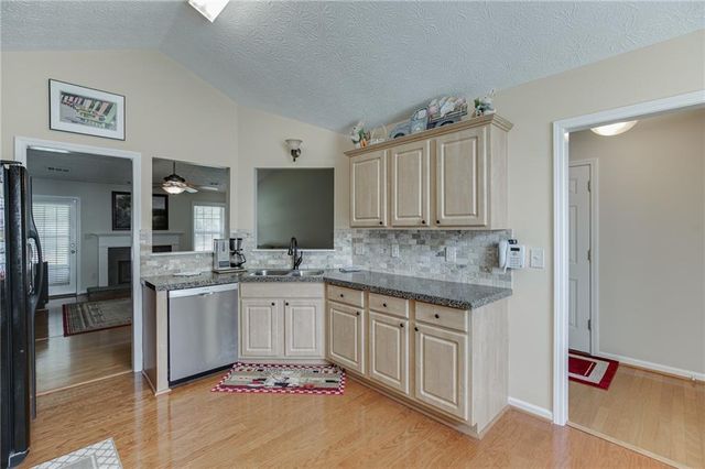 558 Bellingham Drive, Sugar Hill, GA 30518