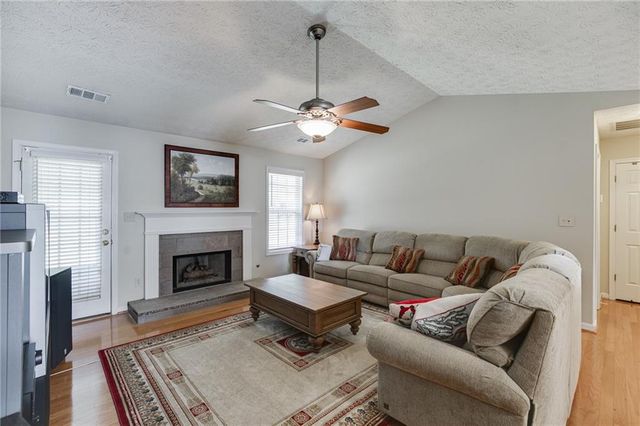 558 Bellingham Drive, Sugar Hill, GA 30518