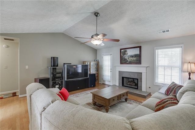 558 Bellingham Drive, Sugar Hill, GA 30518