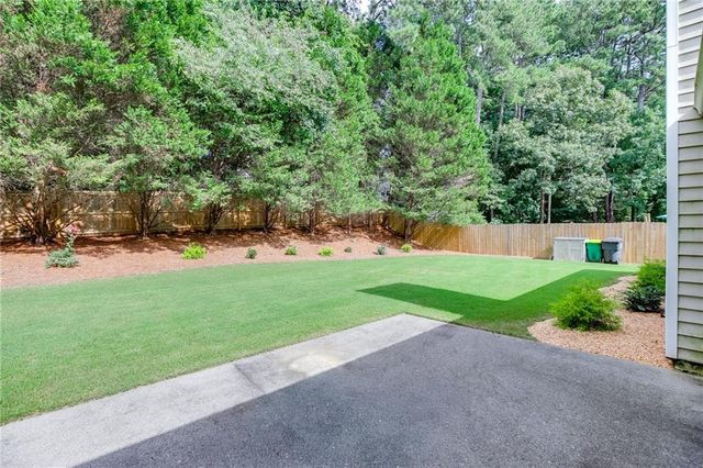 558 Bellingham Drive, Sugar Hill, GA 30518
