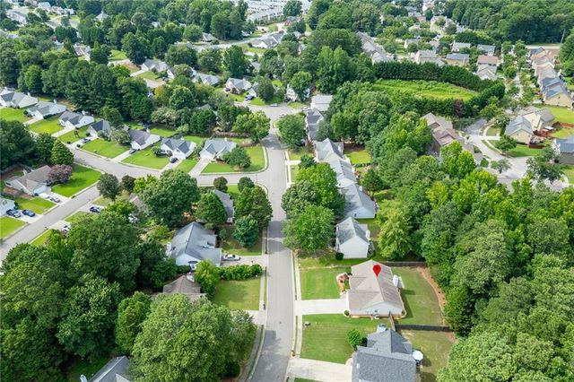 558 Bellingham Drive, Sugar Hill, GA 30518