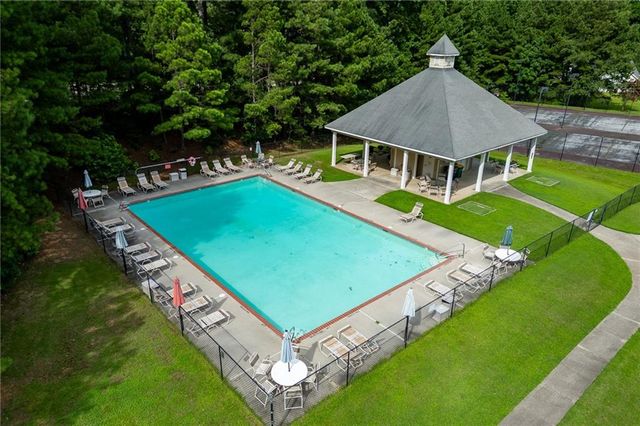 558 Bellingham Drive, Sugar Hill, GA 30518