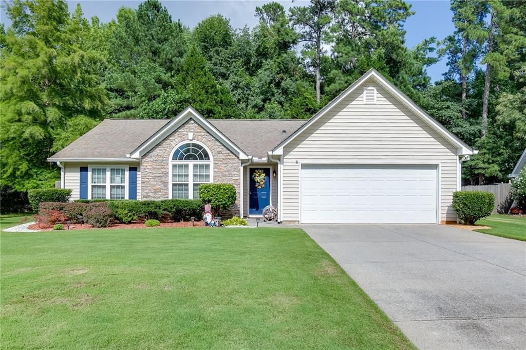 558 Bellingham Drive, Sugar Hill, GA 30518