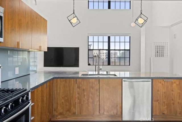 746 S Los Angeles Street 1201, Los Angeles, CA 90014