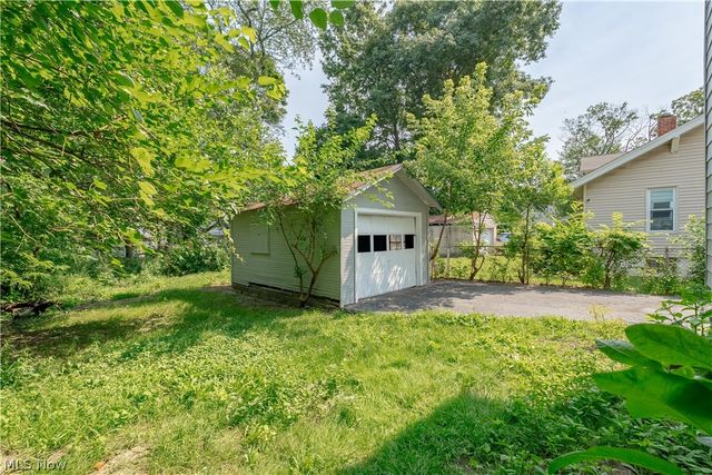 757 Baird Street, Akron, OH 44306