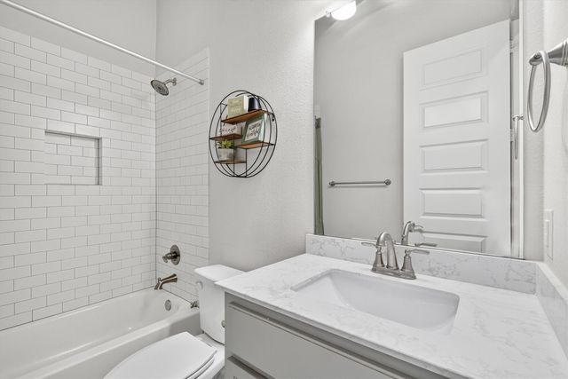 2405 Chapel Oaks Drive, Mckinney, TX 75071