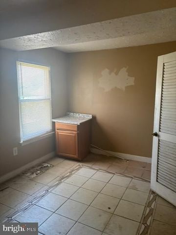 5104 EMO ST, Capitol Heights, MD 20743