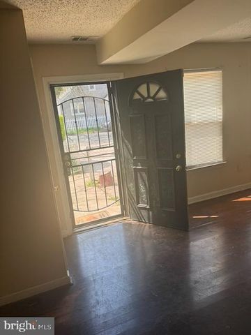 5104 EMO ST, Capitol Heights, MD 20743