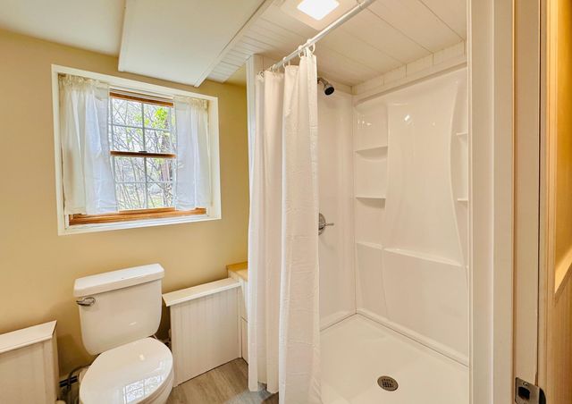 19 Pinewood Drive, Merrimack, NH 03054