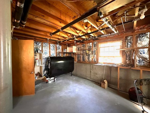 19 Pinewood Drive, Merrimack, NH 03054