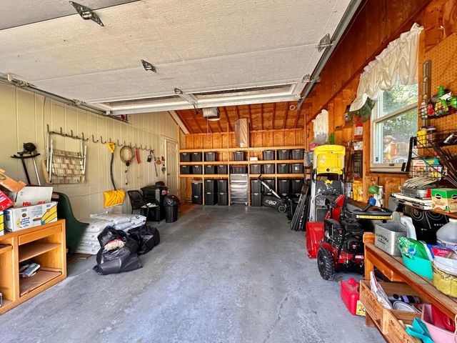 19 Pinewood Drive, Merrimack, NH 03054